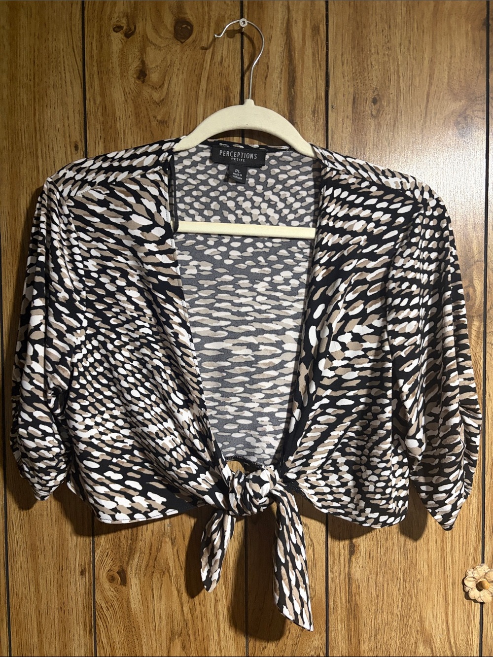 Perceptions Petite Tie-Front Crop Top in Black, White & Taupe